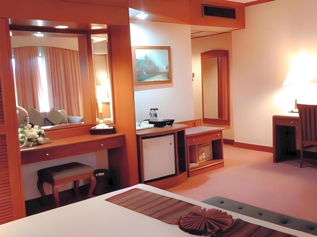 The Regency Hotel Hatyai Хатъяй Экстерьер фото